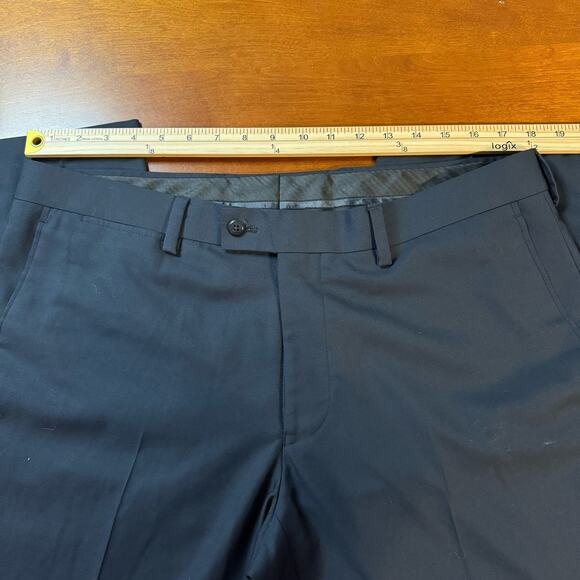 Nordstrom Rack Men's Flat-Front Black Dress Pants Tapered Leg Size 36x30 - Picture 4 of 10